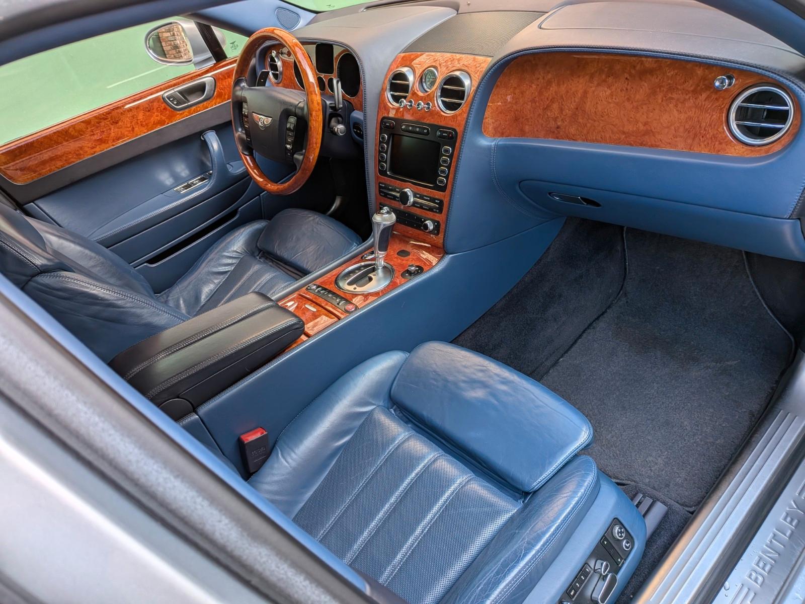 Bentley Continental Flying Spur 4-Sitzer, Vorhang, SHD