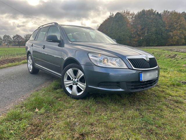 Skoda Octavia 1,4 TSI, Parktronic, AHK, 6 ...