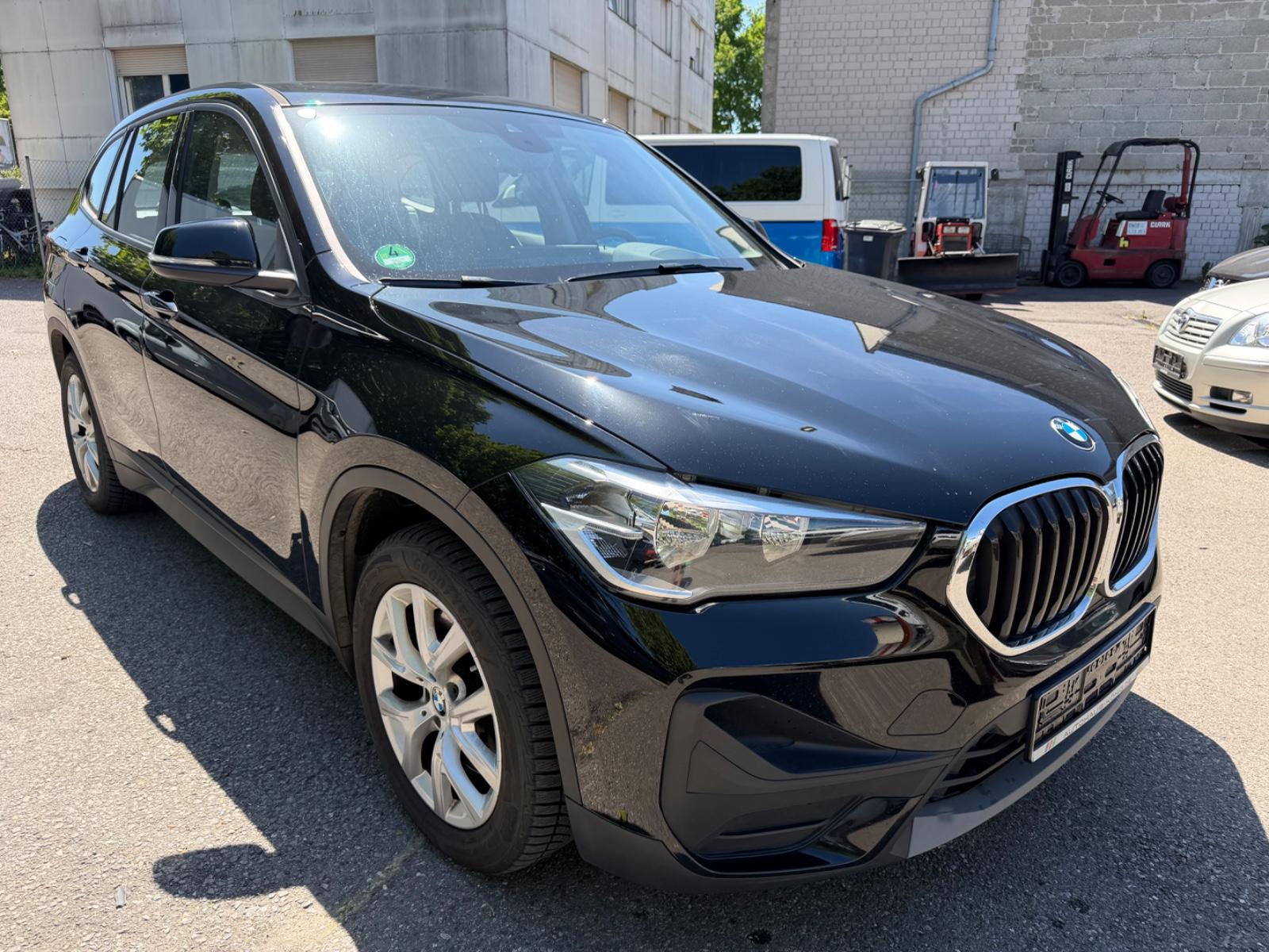 BMW X1 xDrive 25 e Advantage*ACC*H&K*BusiP*HuD