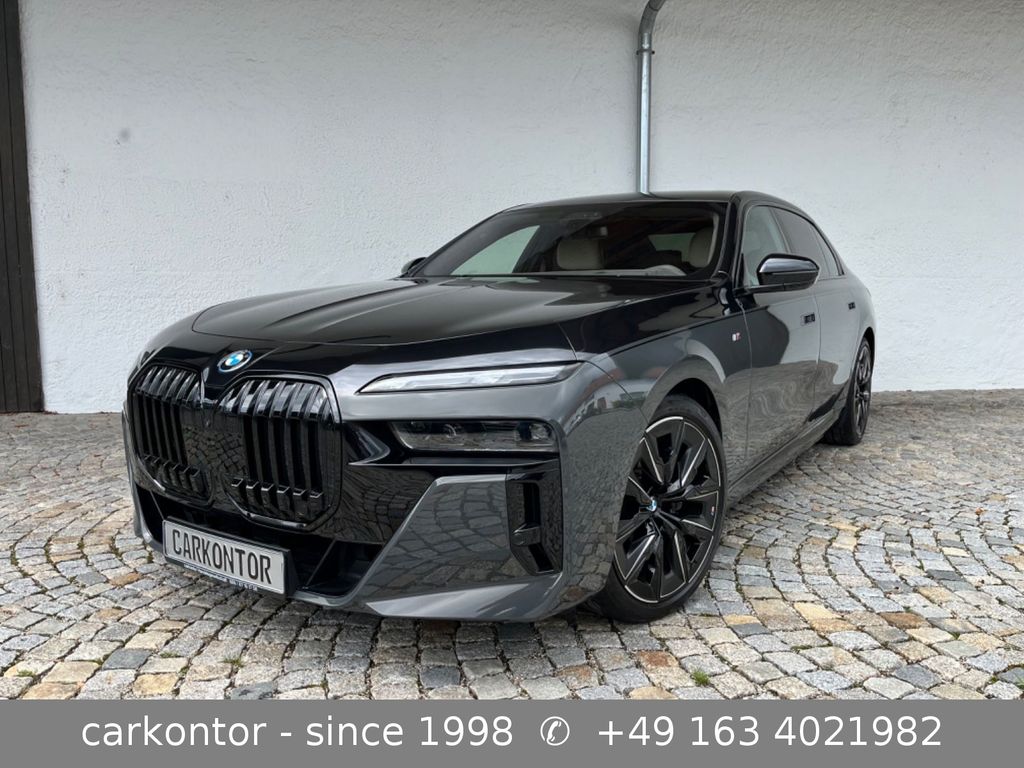 BMW i7