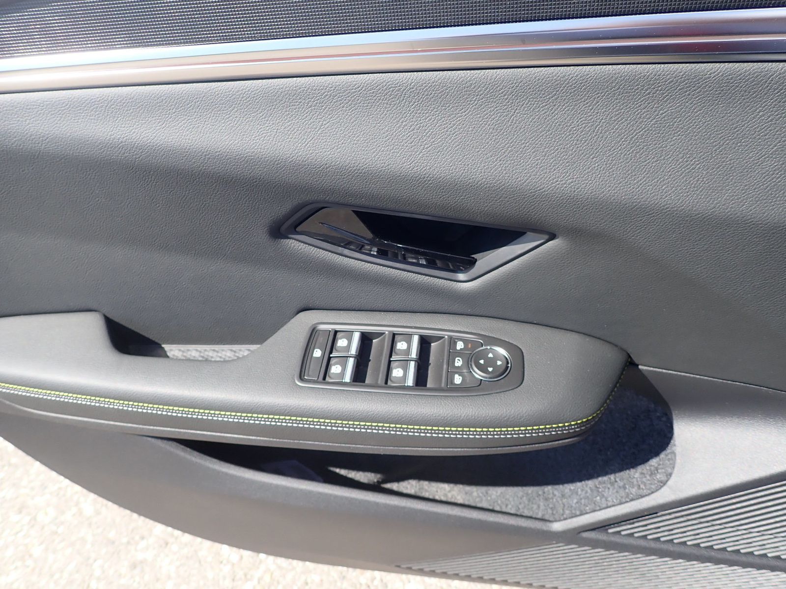 Fahrzeugabbildung Renault Megane E-TECH 100% ele Techno 220 Comfort Range
