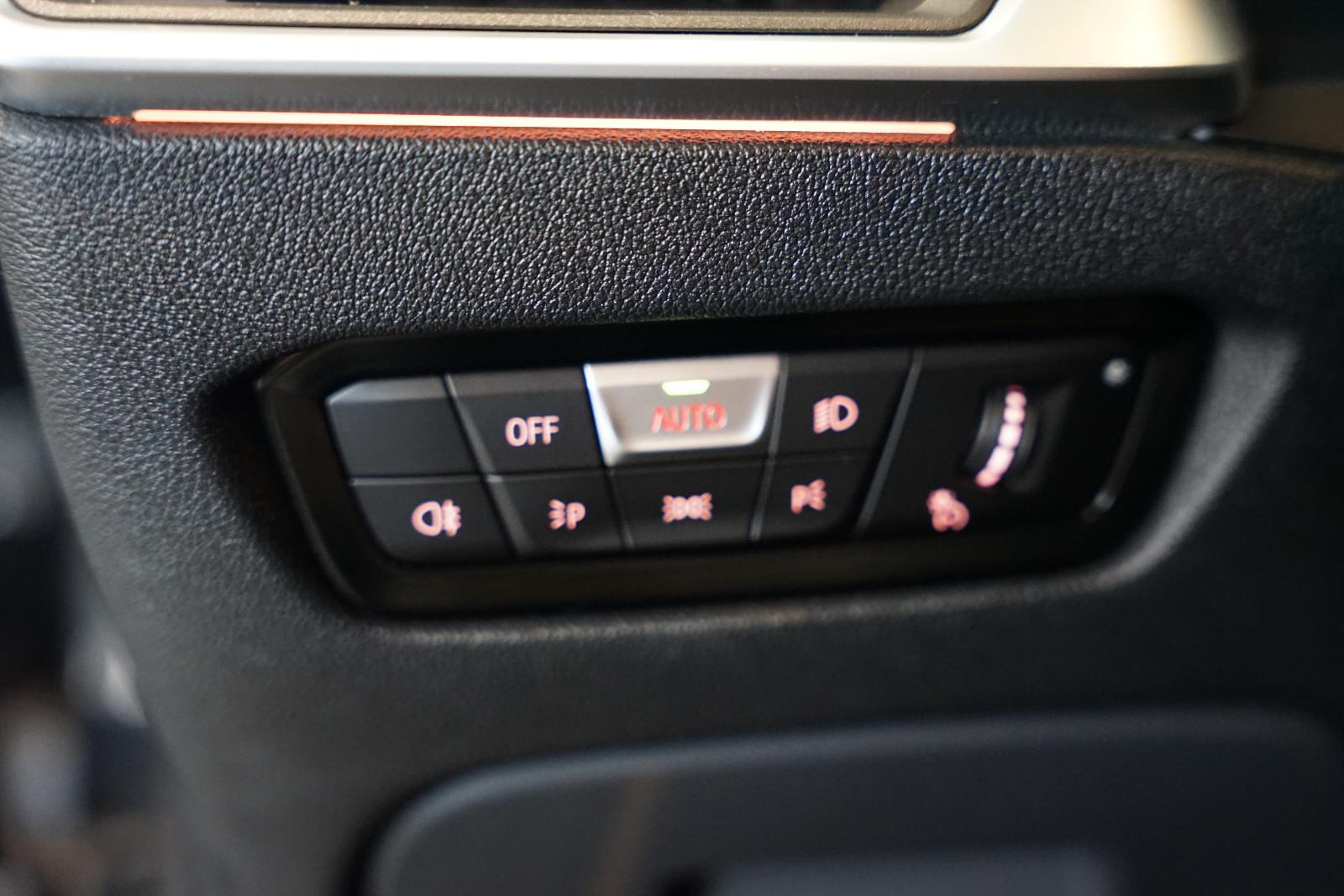 BMW M340i Touring xDrive | Laser | Pano | HuD | 19