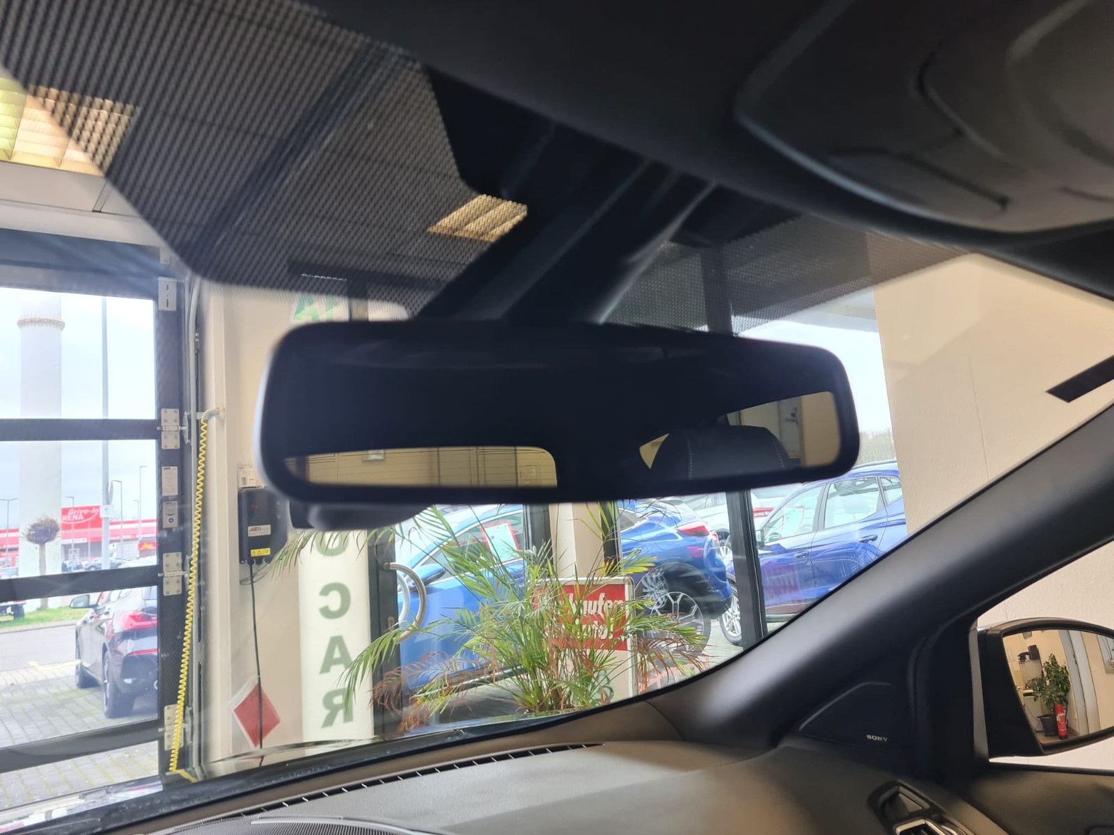 Fahrzeugabbildung Ford Kuga ST-Line / GARANTIE / KAMERA / SCHECKEHEFT