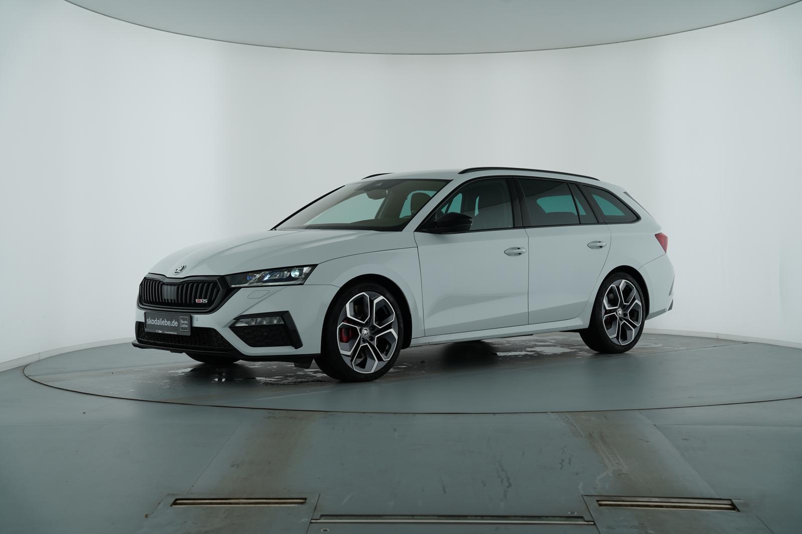 Skoda OCTAVIA COMBI RS 2.0TSI DSG HEAD-UP+MATRIX-BEAM