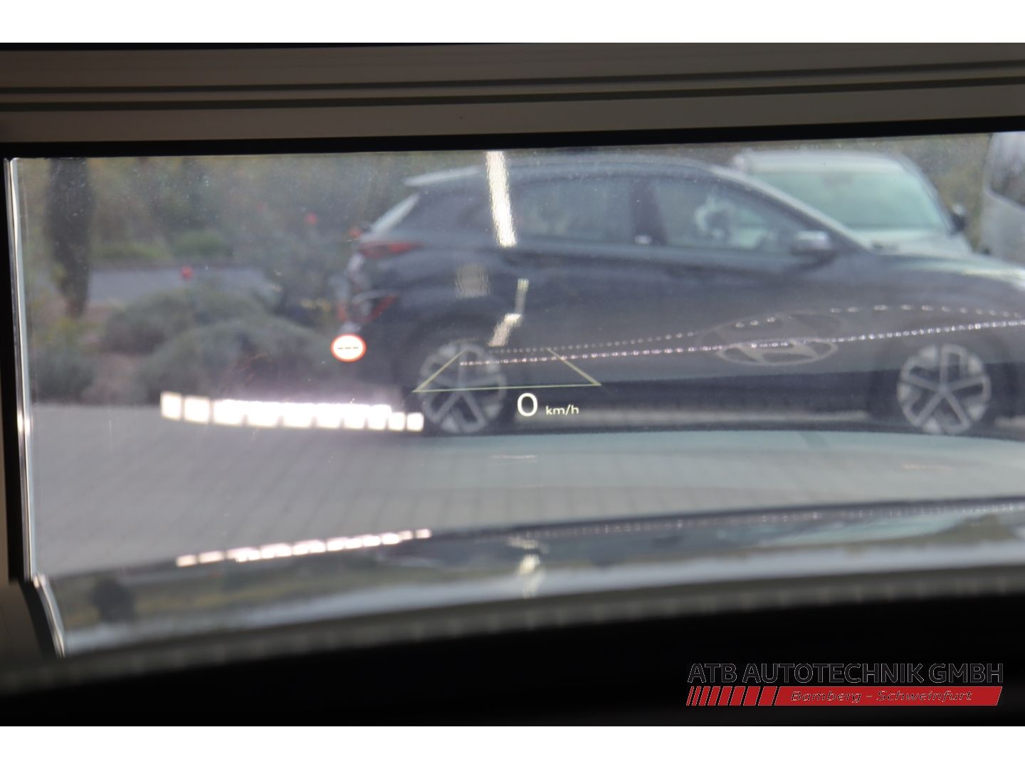 Fahrzeugabbildung Hyundai IONIQ 9 7-Sitzer MY26 110 kWh 307 PS 4WD UNIQ