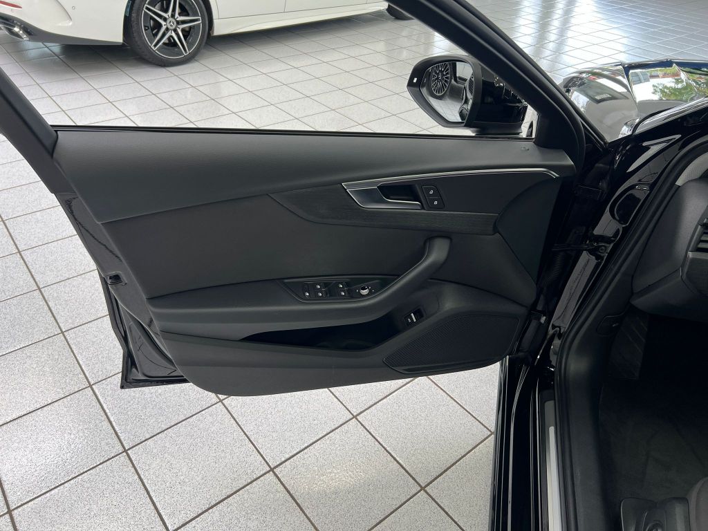 Audi A4 35 TFSI advanced*S-tronic*MATRIX*ACC*MMI*