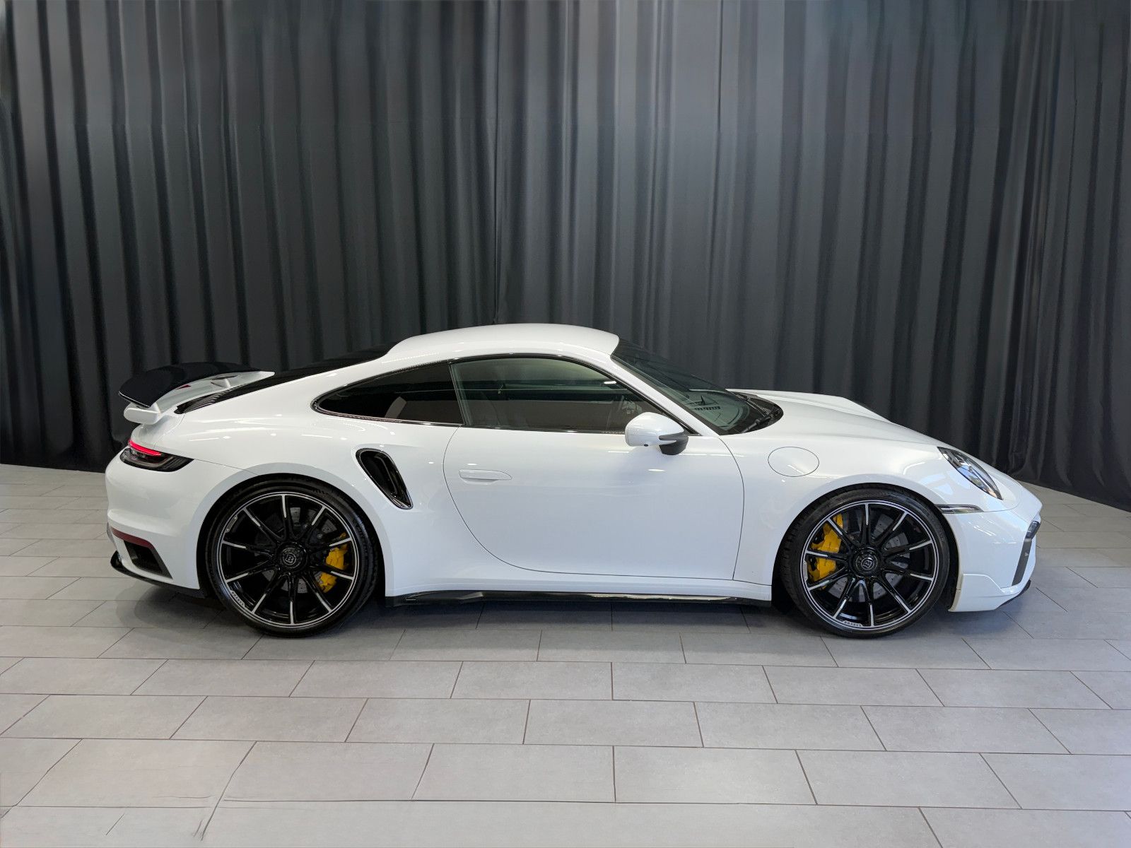 Fahrzeugabbildung Porsche 992 Turbo S|AERO-PAKET|BRABUS|BOSE|ACC|KW