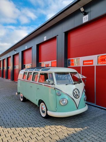 Volkswagen Bus VW T1 1965 Samba Safari