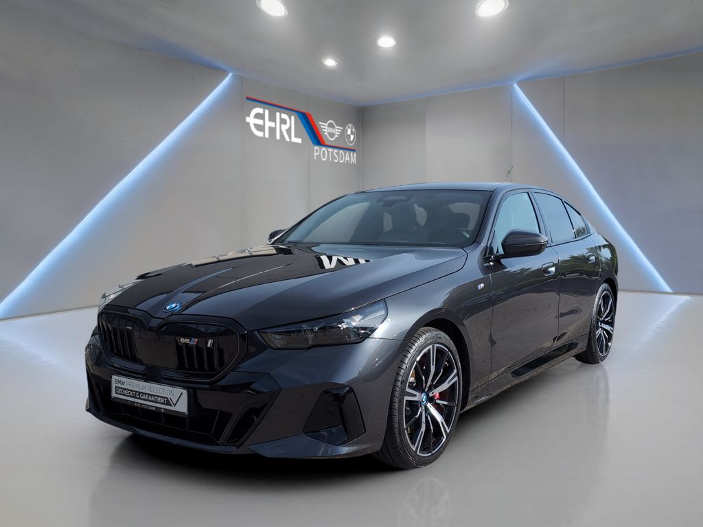 BMW i5 xDrive40 VERFÜGBAR AB APRIL 2025