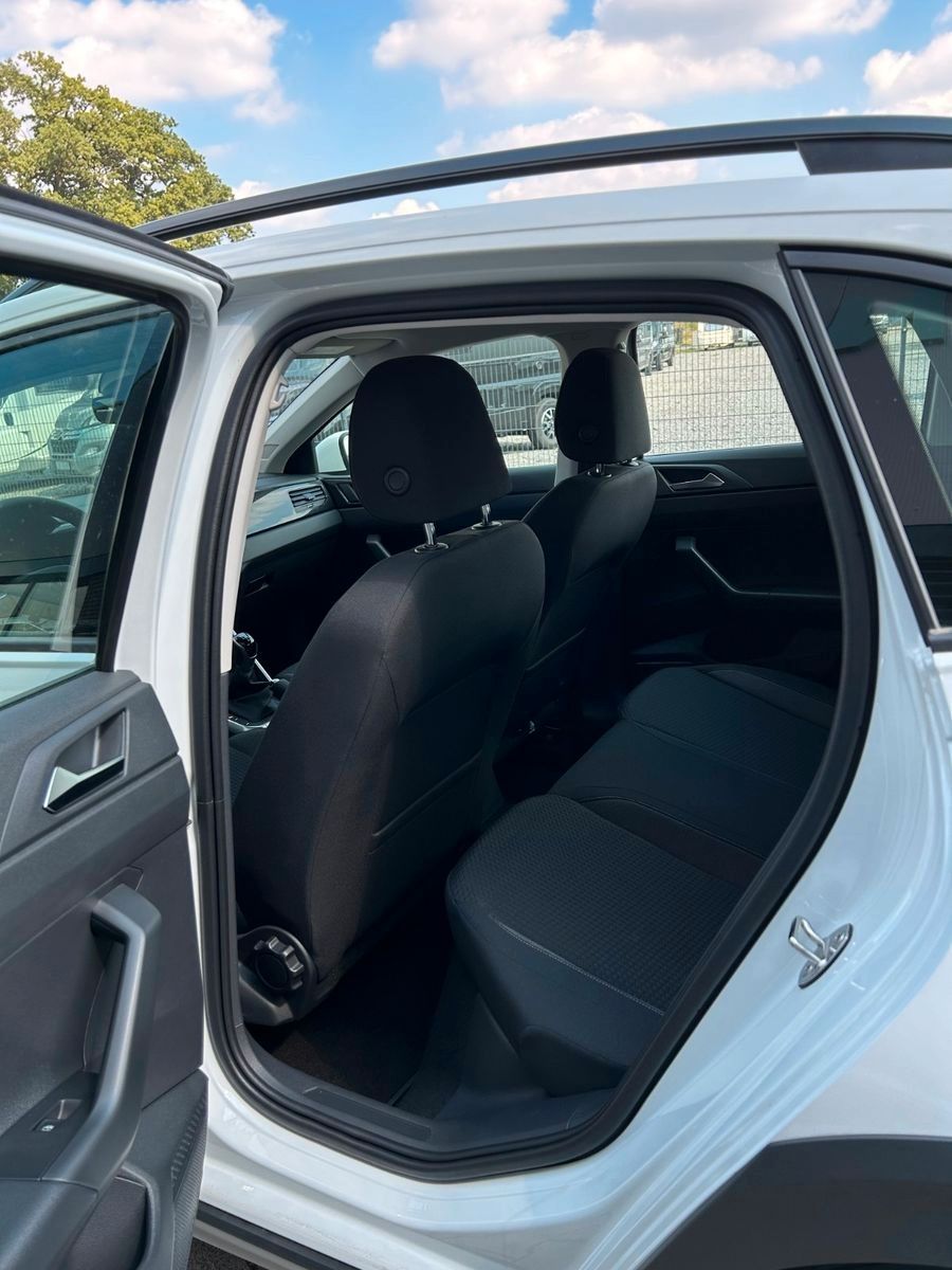 Fahrzeugabbildung Volkswagen Taigo Life 1.0 TSI ACC Alu SHZ Digital Cockpit