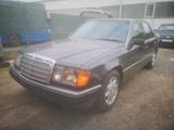 Mercedes-Benz W124 300td 4matic  - Mercedes-Benz 300: 4matic
