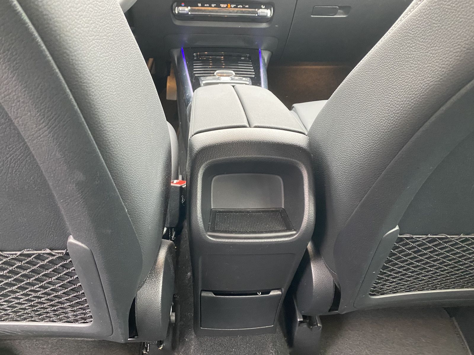 Fahrzeugabbildung Mercedes-Benz GLA 250 4M Progressive Advanced+/