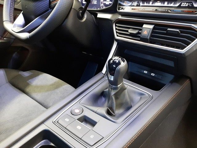 Fahrzeugabbildung Cupra Leon 1.5 TSI Kamera AppConnect ACC 18" LED