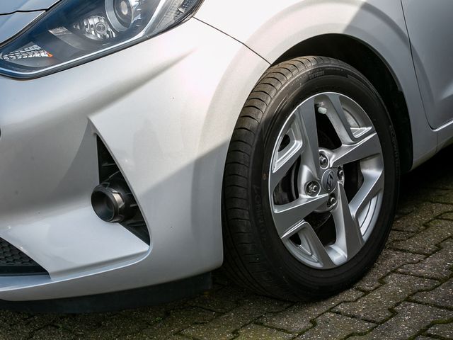 Hyundai i10 1.0 Edition 30 Fernlicht-Assistent