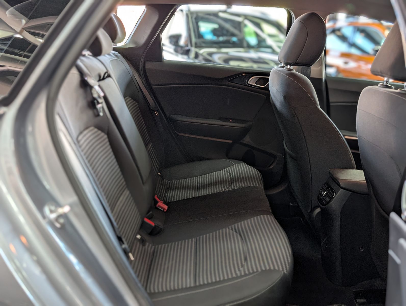 Fahrzeugabbildung Kia cee'd / Ceed 1.5 SW T-GDI Spirit SCC JBL KAM 7J