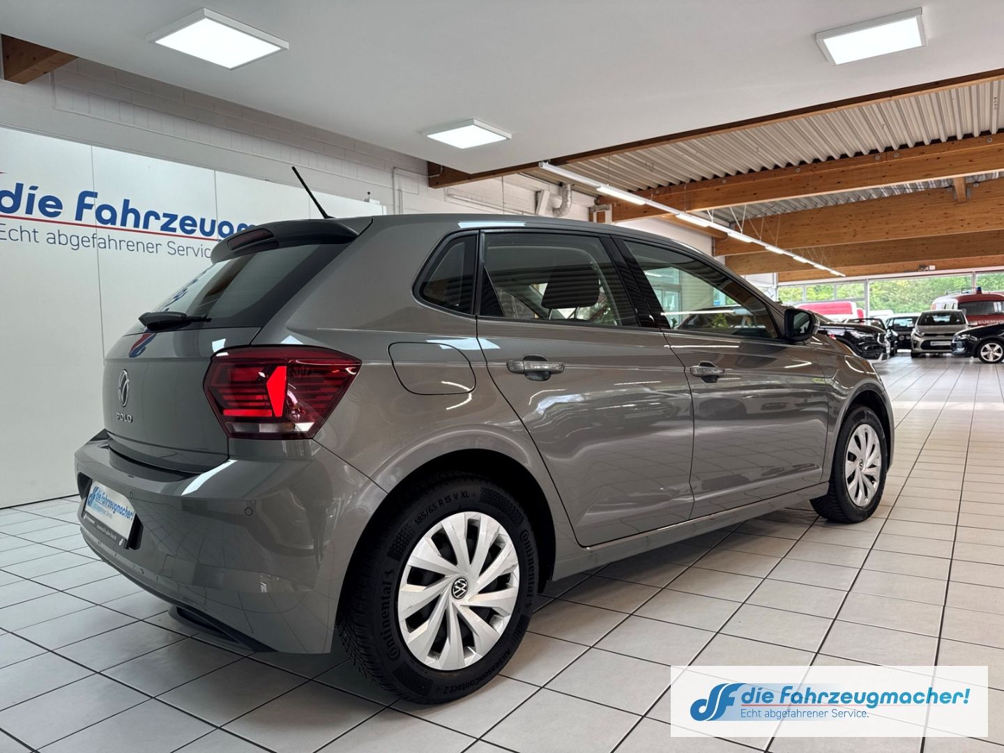 Fahrzeugabbildung Volkswagen Polo VI Comfortline 1.0 TSI EU6d ACC Musikstream