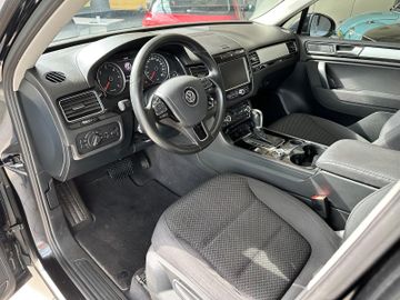 Volkswagen Touareg - 9