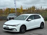 Volkswagen Golf VIII Lim.Life 1.5 TSI SHZ+LED+RF.KAMERA+ACC - VW Gebrauchtwagen von 2022