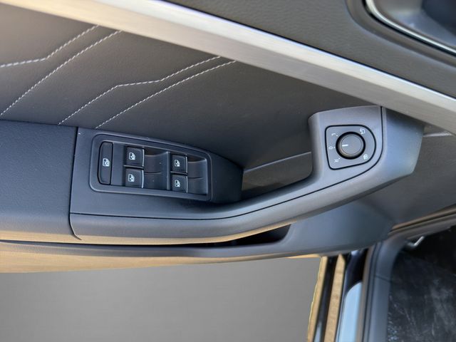 Ateca FR 2.0TDI KAMERA NAVI AHK ACC FACEL. LED