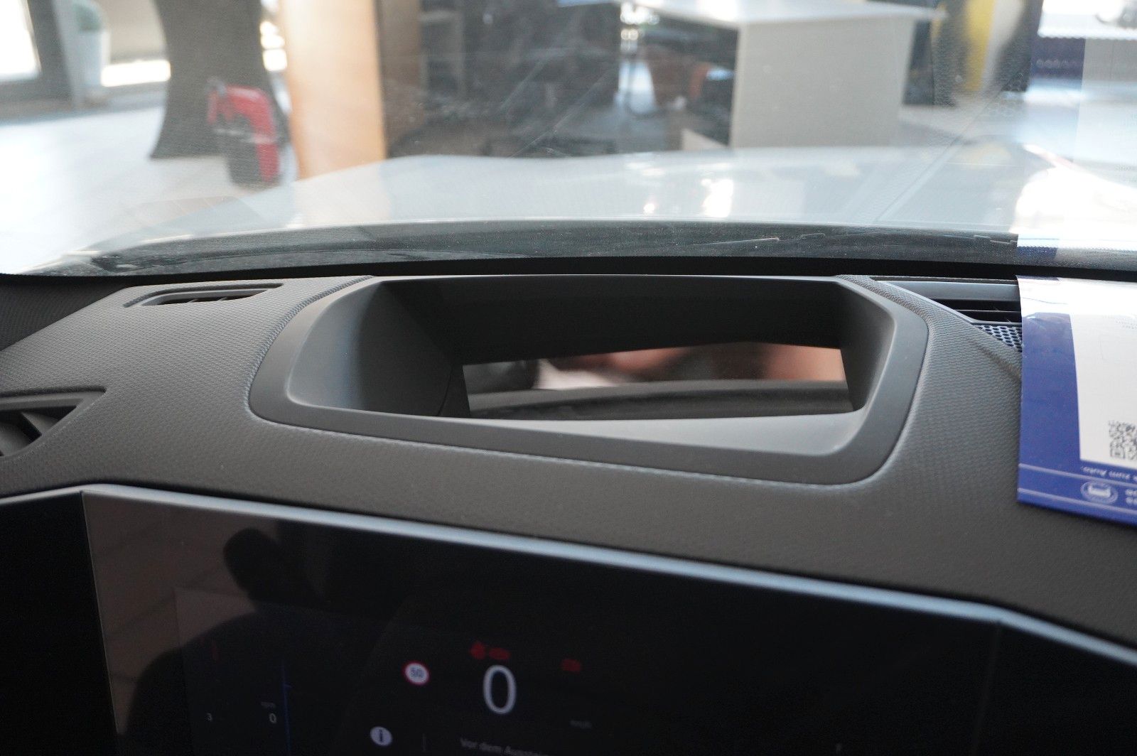 Fahrzeugabbildung Opel Astra L ST 1.2T GS SPORT NAVI/LED/360°/PANO/HUD