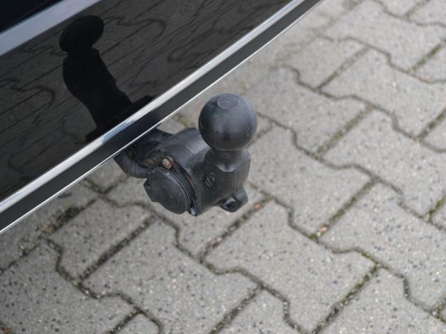 Passat Variant 2.0 TDI DSG Elegance AHK/MATRIX/1