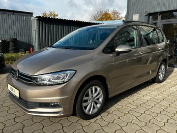 Volkswagen Touran - 10