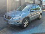 Volkswagen Tiguan Track & Field 4Motion AHK Klimaaut. - VW Tiguan bis 5.000 Euro