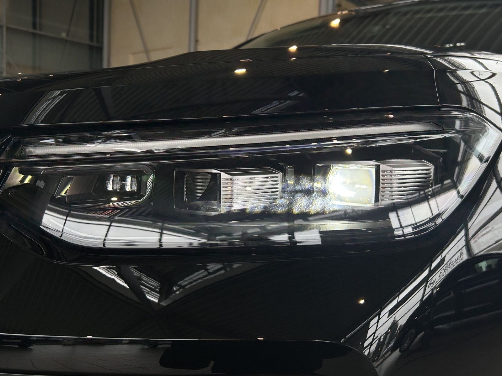Fahrzeugabbildung Volkswagen Tayron TDI Elegance DSG LED+ AHZV RFK