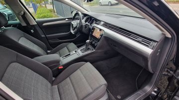 Volkswagen Passat Variant - 10
