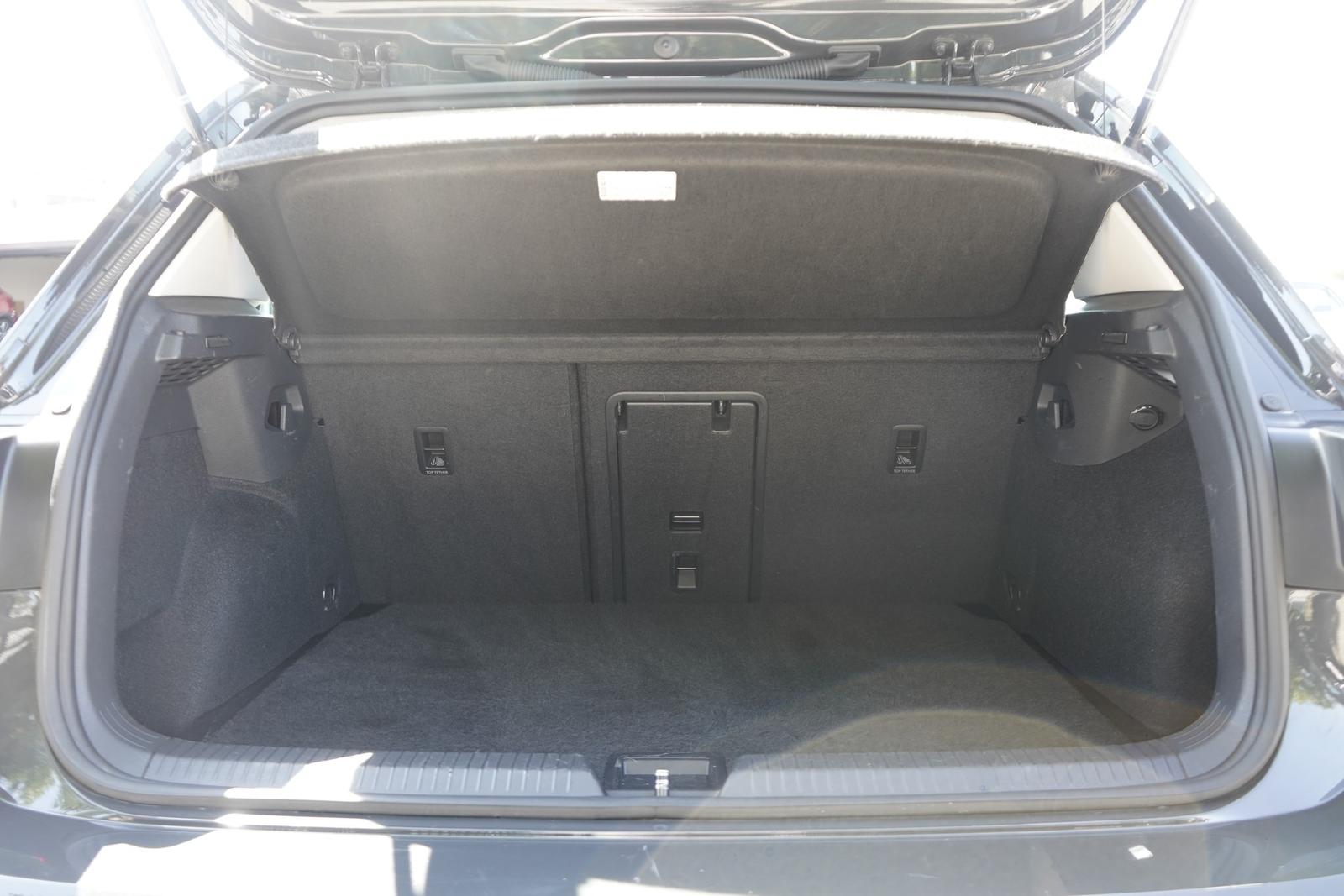 Volkswagen Golf VIII 1.5 TSI Life LED Navi Sitzheizung DAB, миниатюра 25
