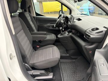 Bild 21 Opel Combo Life Elegance 1.5 CDTI +KAMERA+PDC+SHZ+LHZ