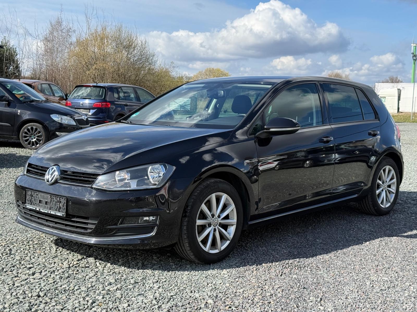 Volkswagen Golf VII Lim. Lounge*Automatik*SHZG*Scheckheft*N