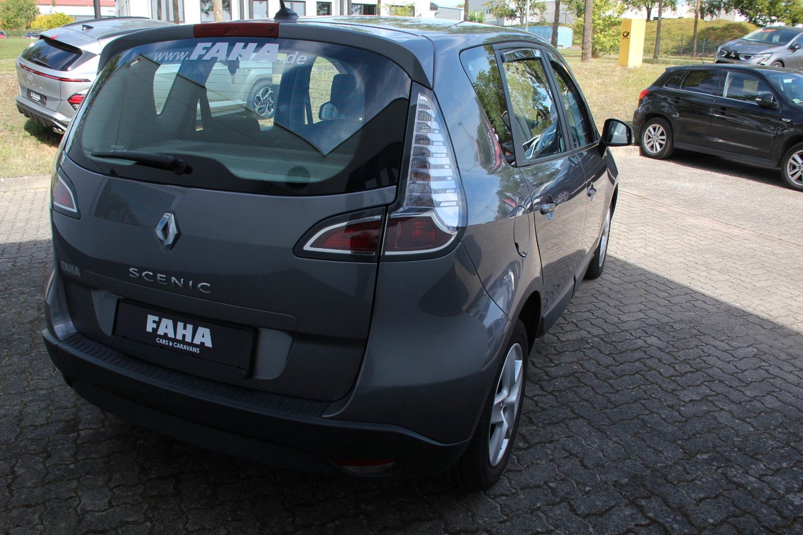 Fahrzeugabbildung Renault Scenic III TomTom Edition