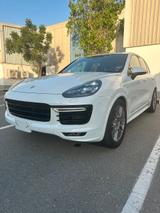 Porsche Cayenne GTS*Sitze belüftet*Vollleder*Top Zustand - Porsche Cayenne Gebrauchtwagen in Stuttgart