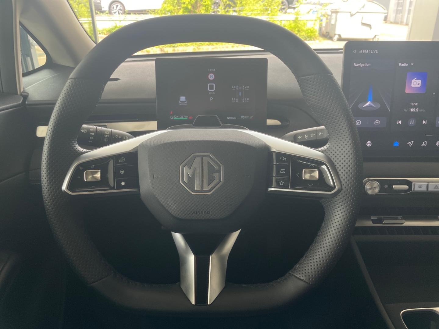 MG4 EV Urban MG PREMIUM 54kWh*WäPu*360Grad*NAV*C