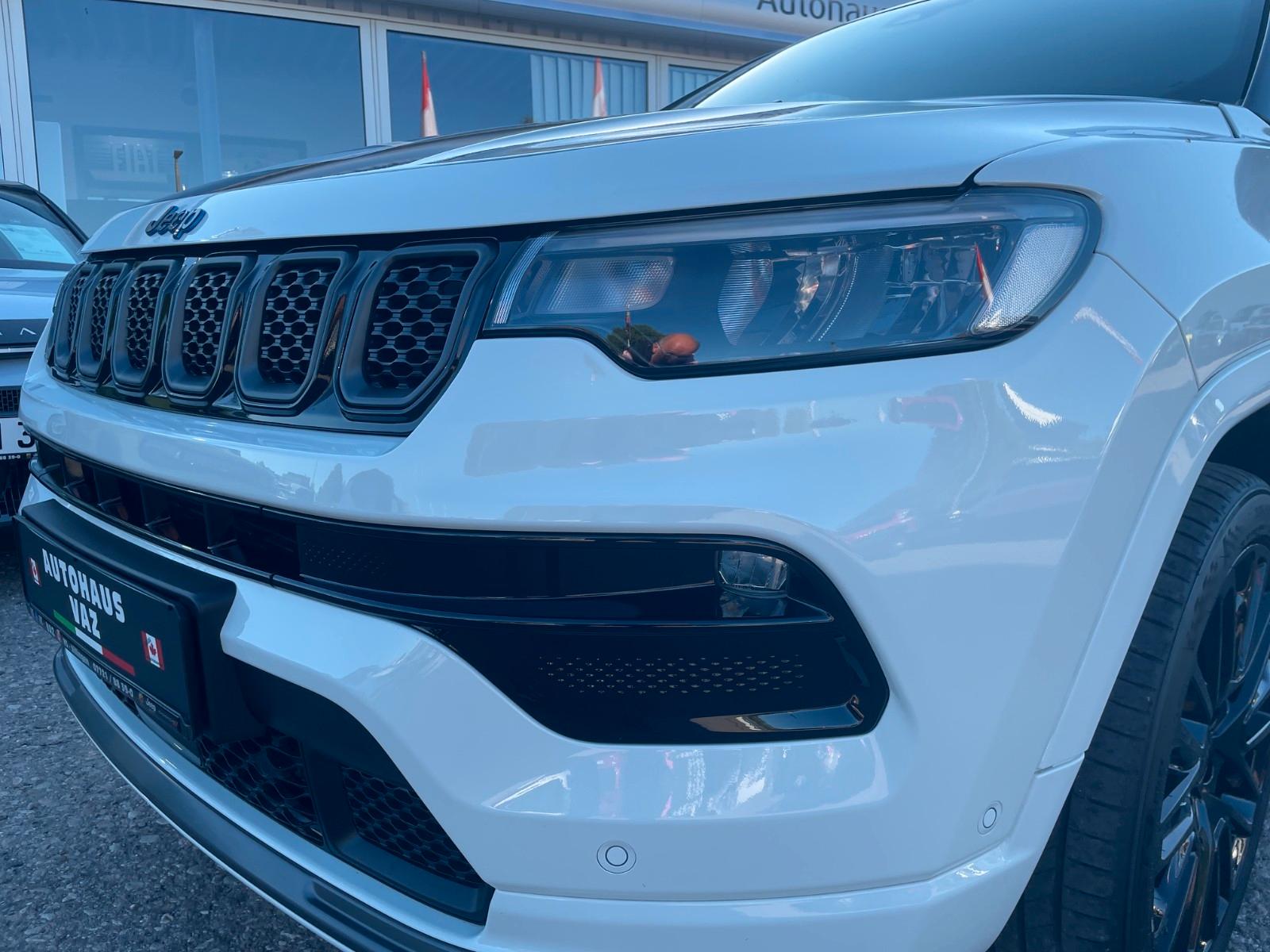 Jeep Compass 1.3 T4 4xe PLUG-IN HYBRID Automatik S