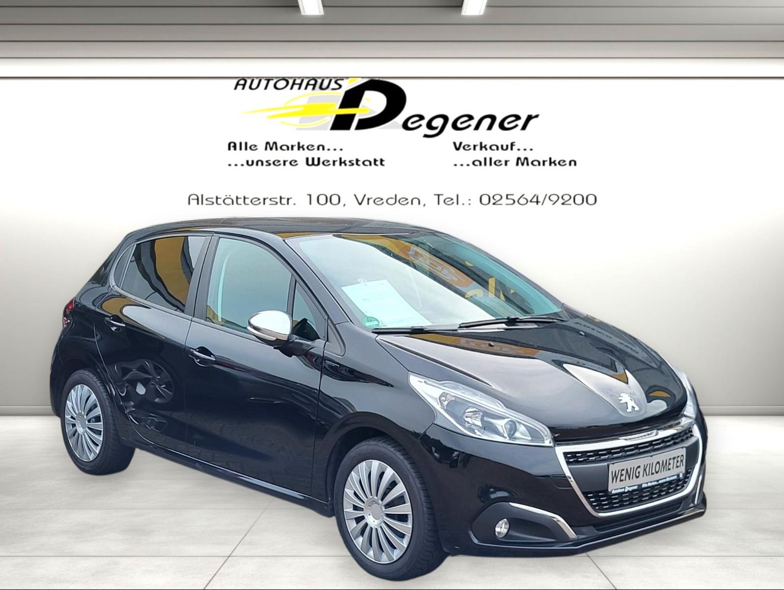 Peugeot 208 / Sitzheizung / Navi / Tempomat