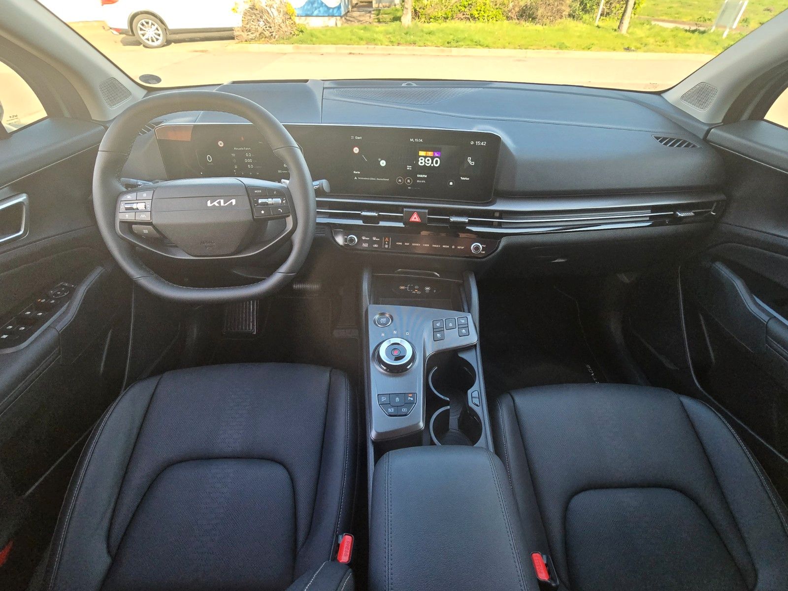 Fahrzeugabbildung Kia SPORTAGE 1.6T 2WD DCT SPI LED DRIVE