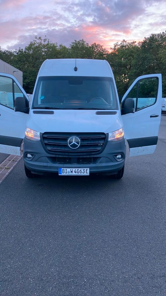 MERCEDES-BENZ eSprinter 312 L2H2