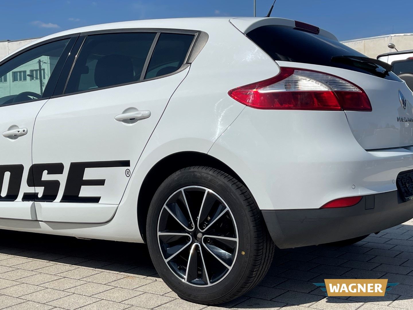 Fahrzeugabbildung Renault Megane TCe 115 Bose Edition 1- Zylinder keine Ko