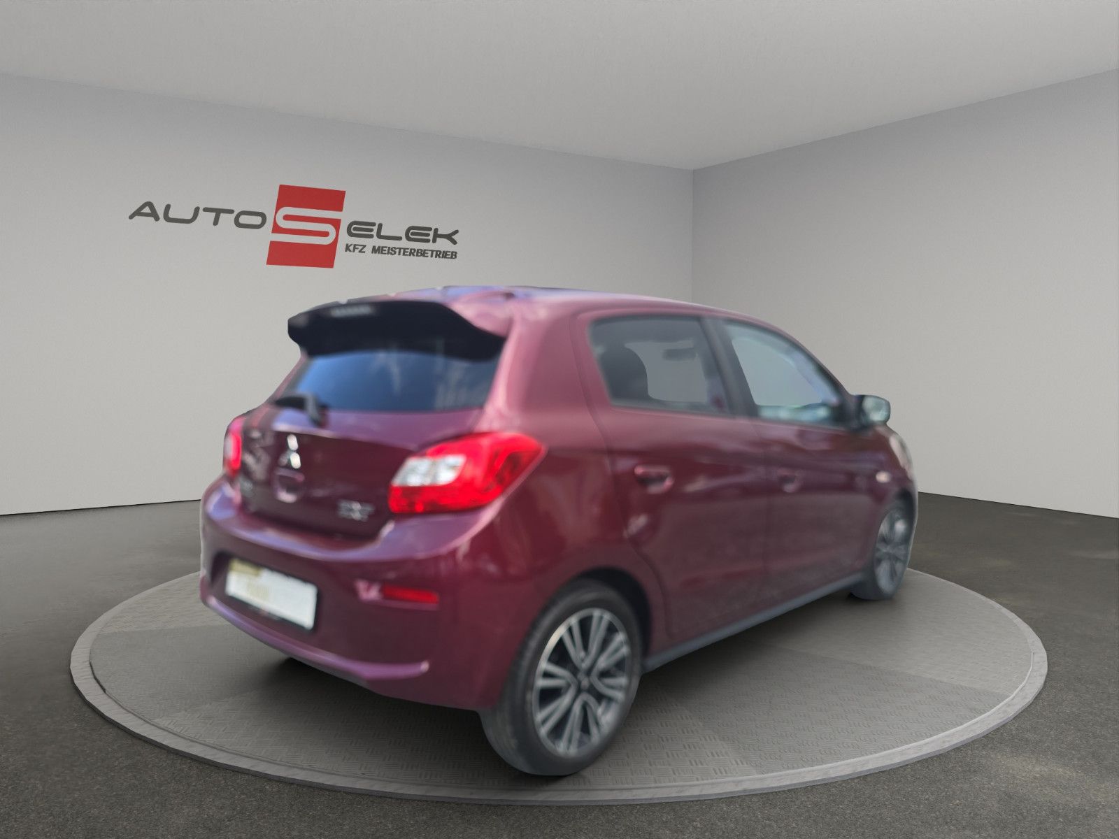 Fahrzeugabbildung Mitsubishi Space Star Diamant Edition+AUS 1.HAND FALTDACH