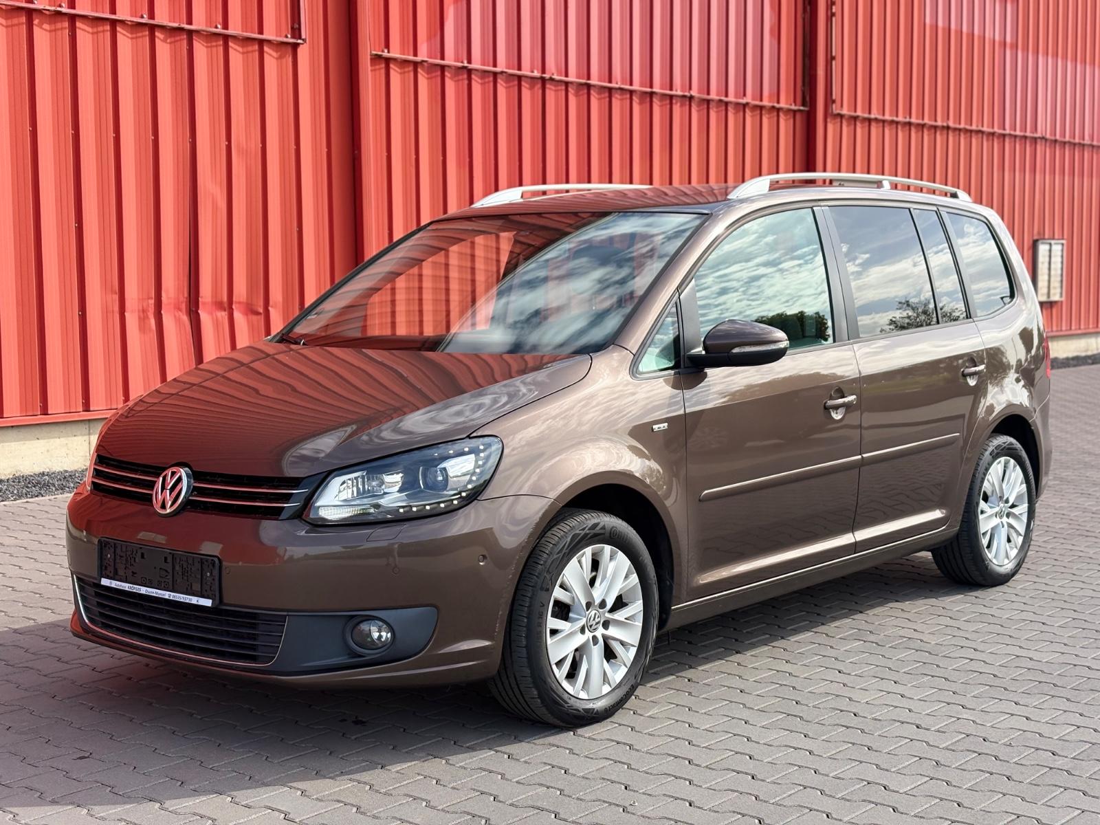 Volkswagen Life 2.0 TDI TÜV-NEU Xenon Navi Pano Temp 1Hand