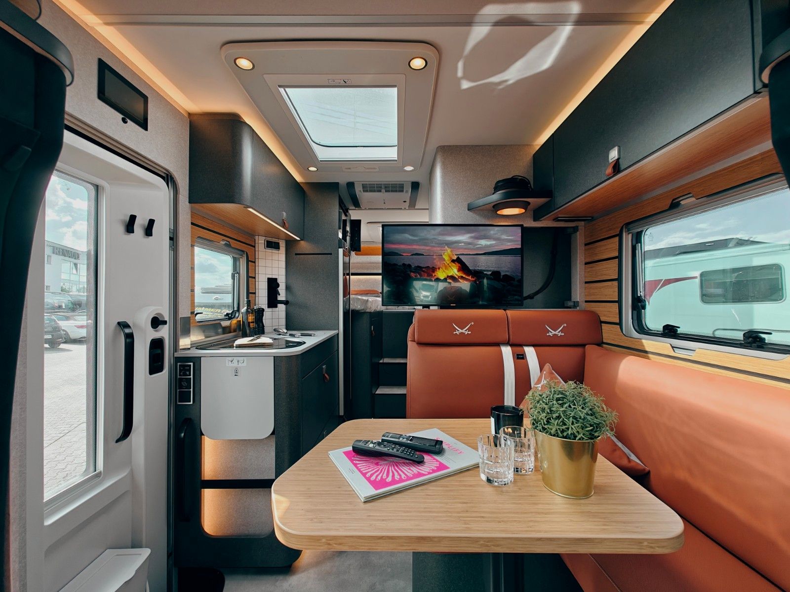 Fahrzeugabbildung HYMER / ERIBA / HYMERCAR ML-T 580 4x4² RSX - SANSIBAR® LTD.