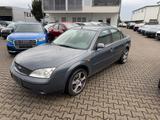 Ford Mondeo 2.0 Ghia Autom. - Ford Mondeo aus 2003: Ghia