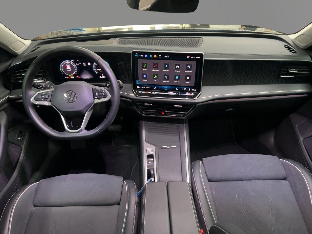 Volkswagen Passat - Bild 12