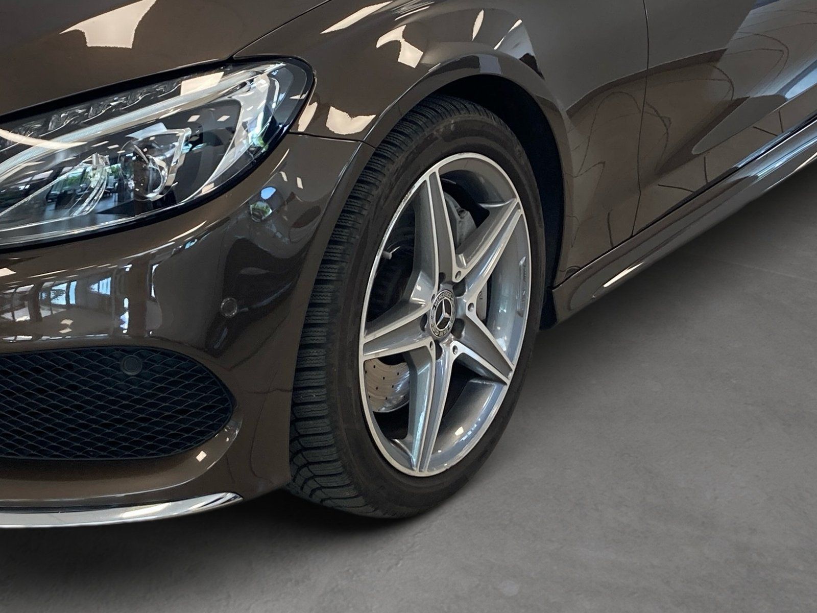 Fahrzeugabbildung Mercedes-Benz C 300 AMG*Burmester*Distro*Totwink*LED*Kam*AHK*