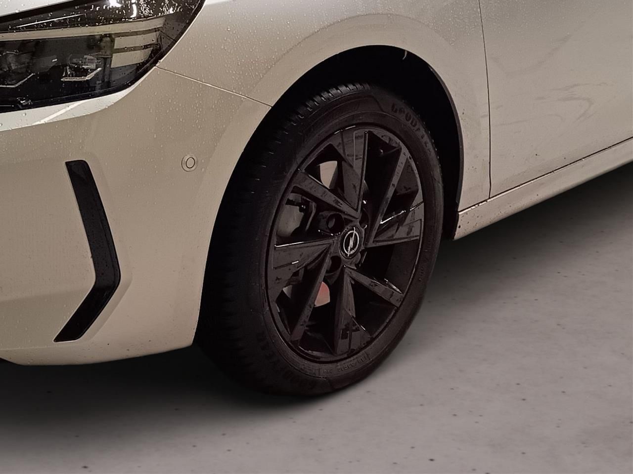 Fahrzeugabbildung Opel Corsa 1.2T GS - Navi,Matrix-L, Sitz-, Lenkradhzg