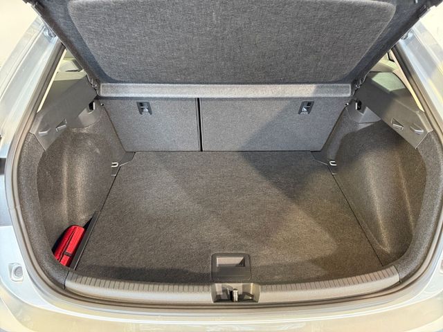 Taigo 1.0 TSI MOVE LED+PANO+KAMERA+NAVI+APP+ALU+