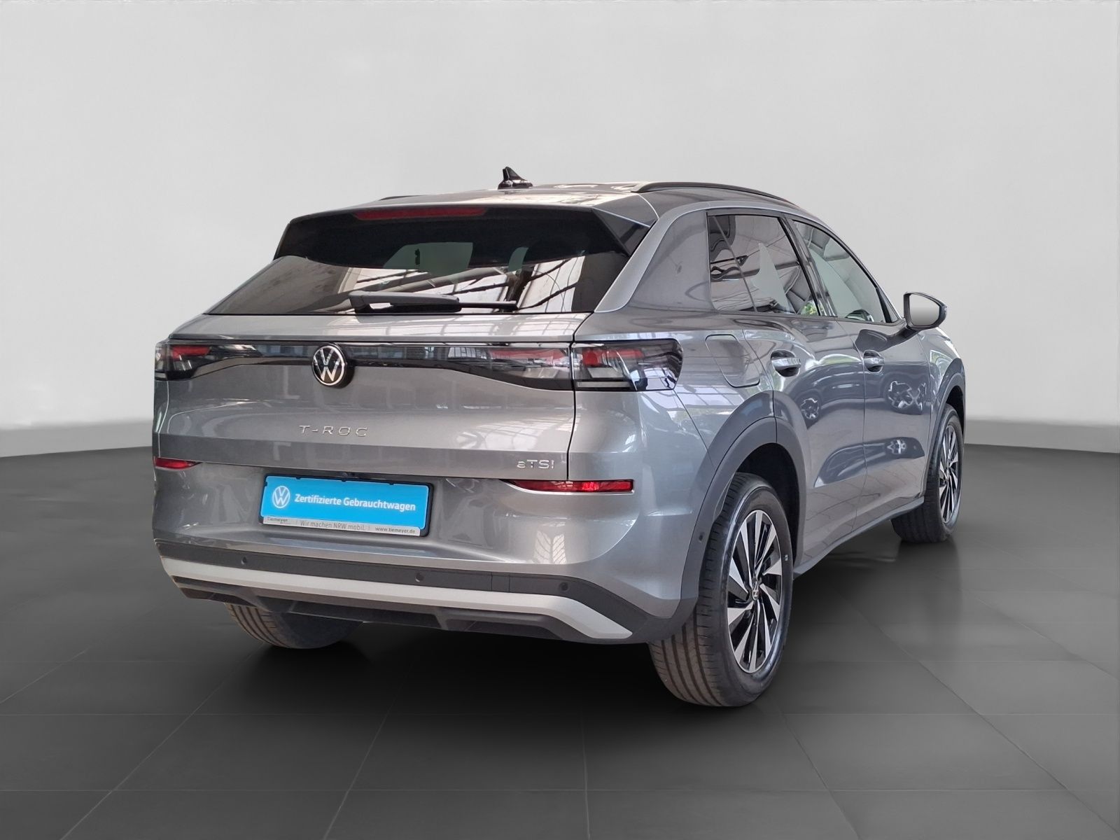 Volkswagen T-Roc 1.5 eTSI DSG LIFE LED ASSIST AHK LM17 foto 3