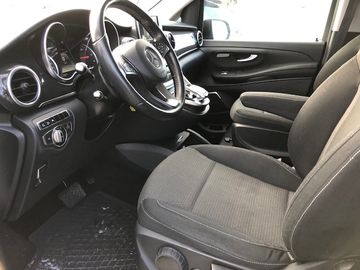 Mercedes V 250 - 12